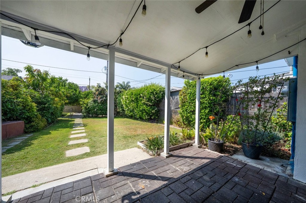 926 W Palm