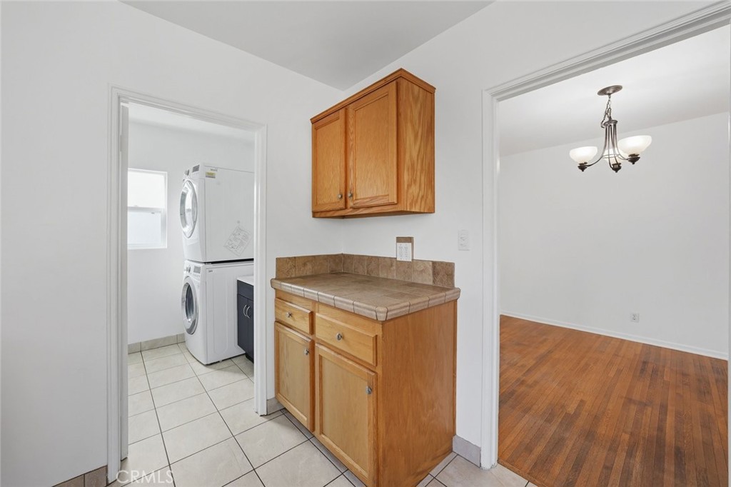 926 W Palm