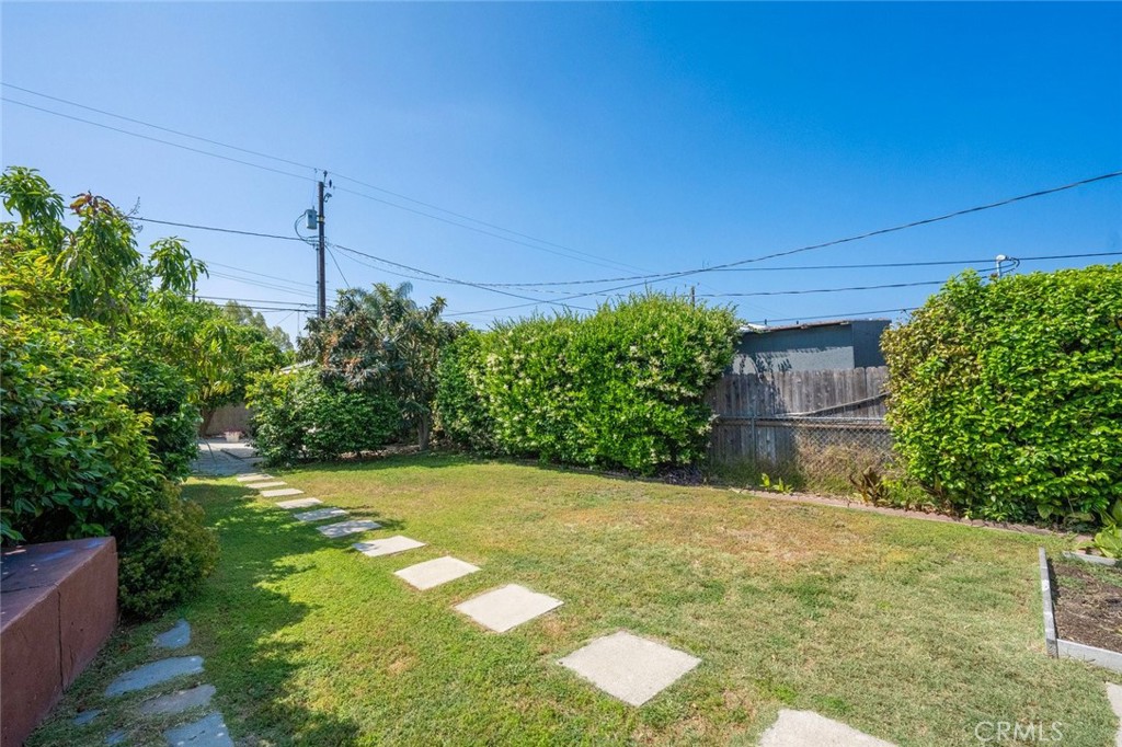926 W Palm