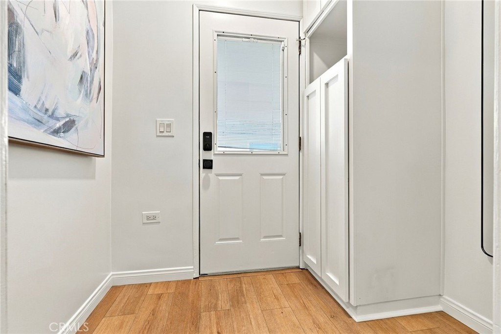 351 W Elm Avenue