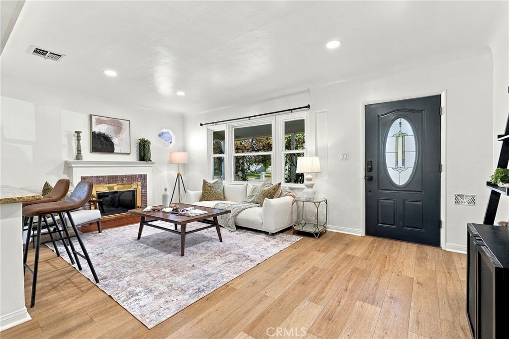 351 W Elm Avenue