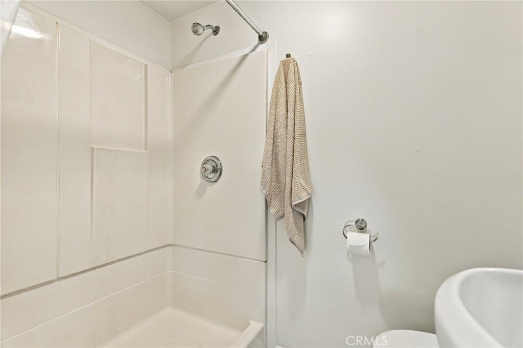 351 W Elm Avenue