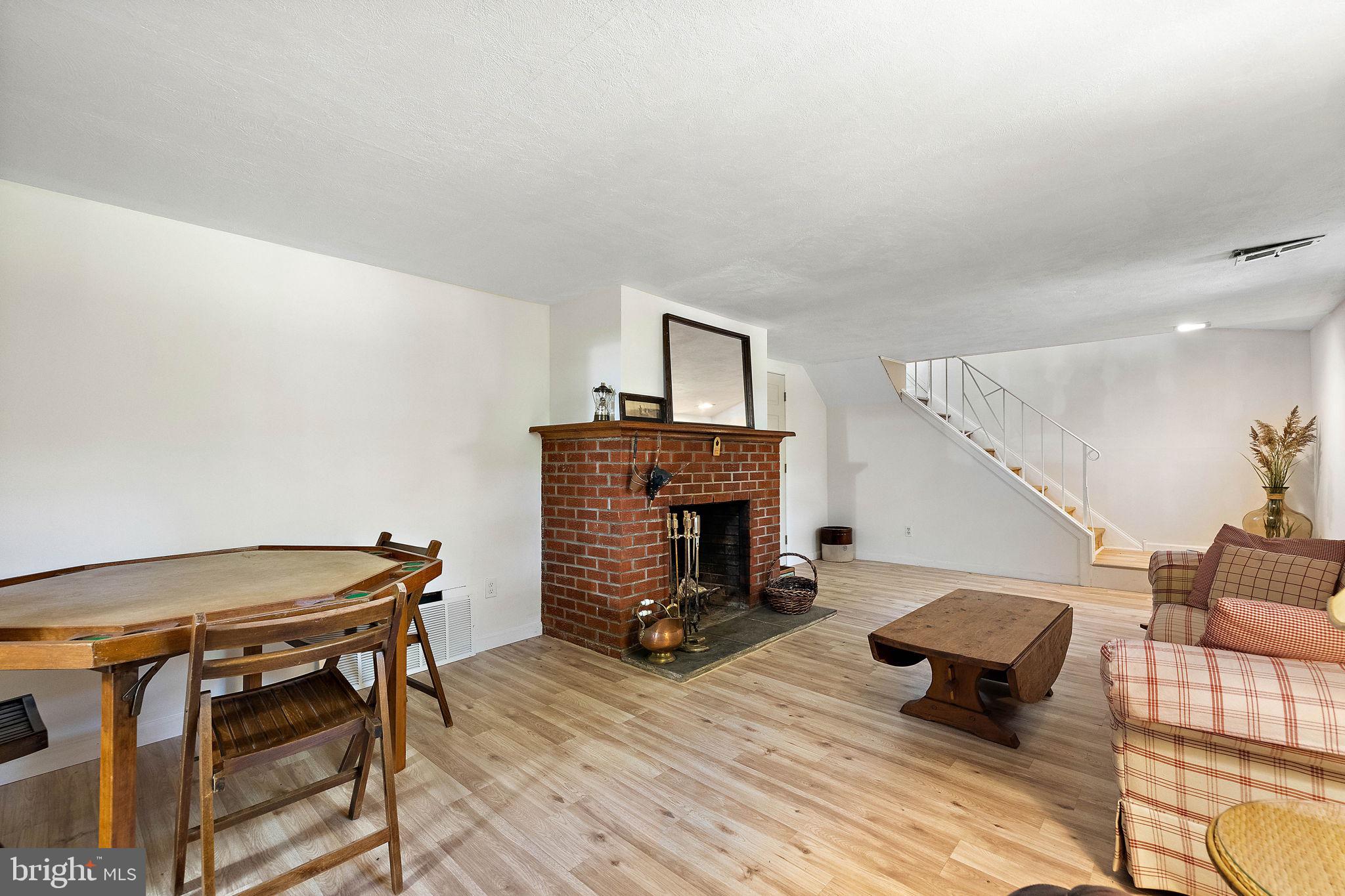 52 Millwright Dr