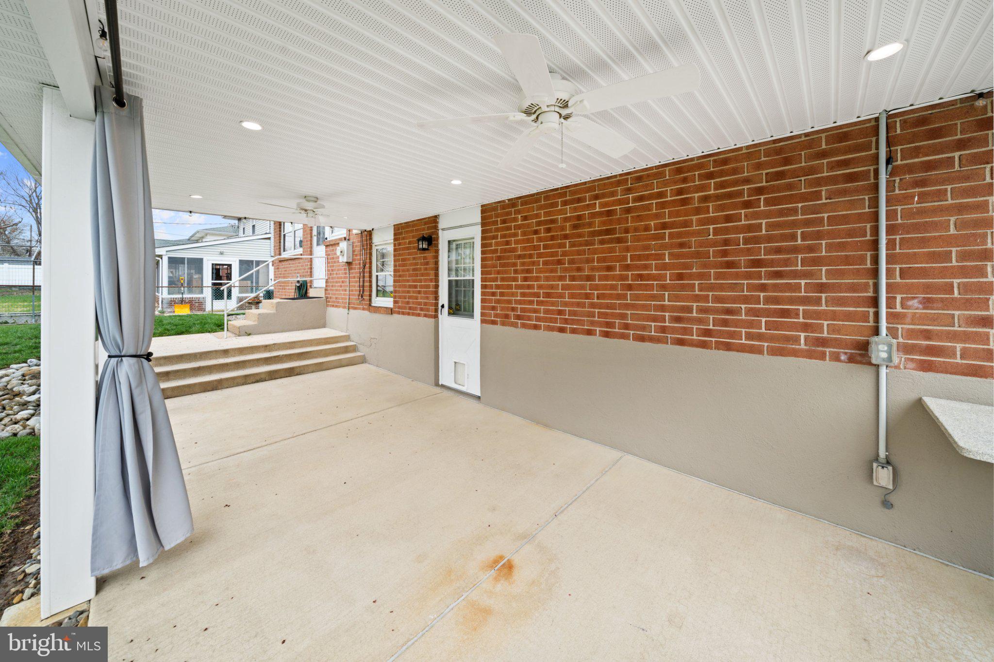 2105 BARR ROAD