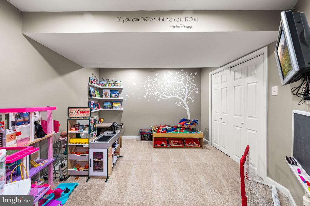 42 EMERALD RIDGE DRIVE