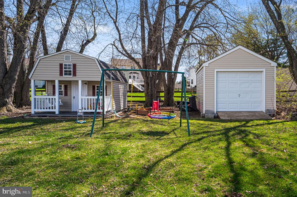 42 EMERALD RIDGE DRIVE