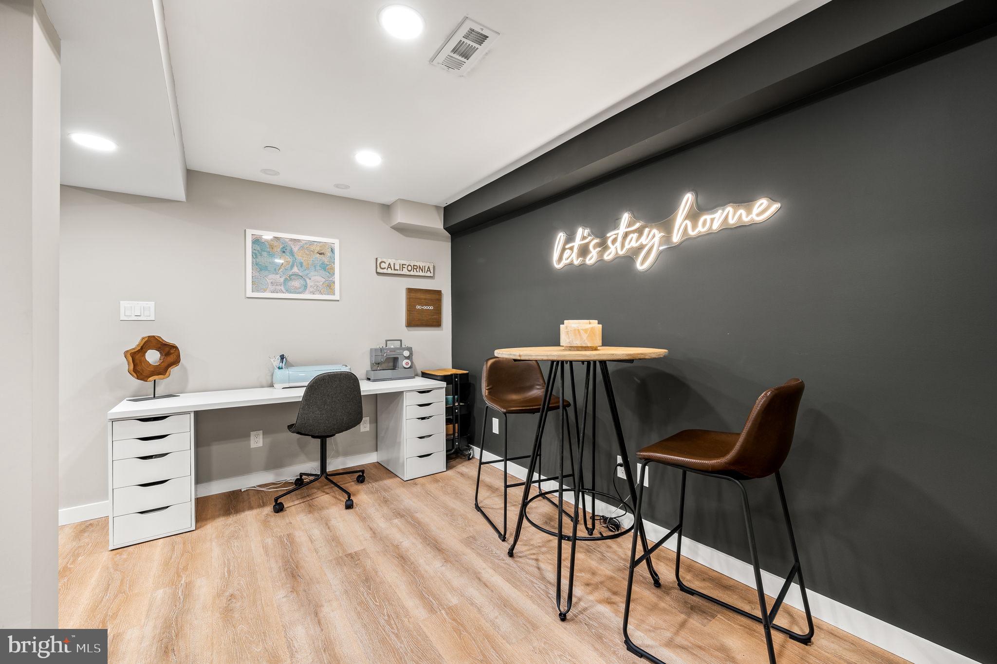 267 Flagstone Rd