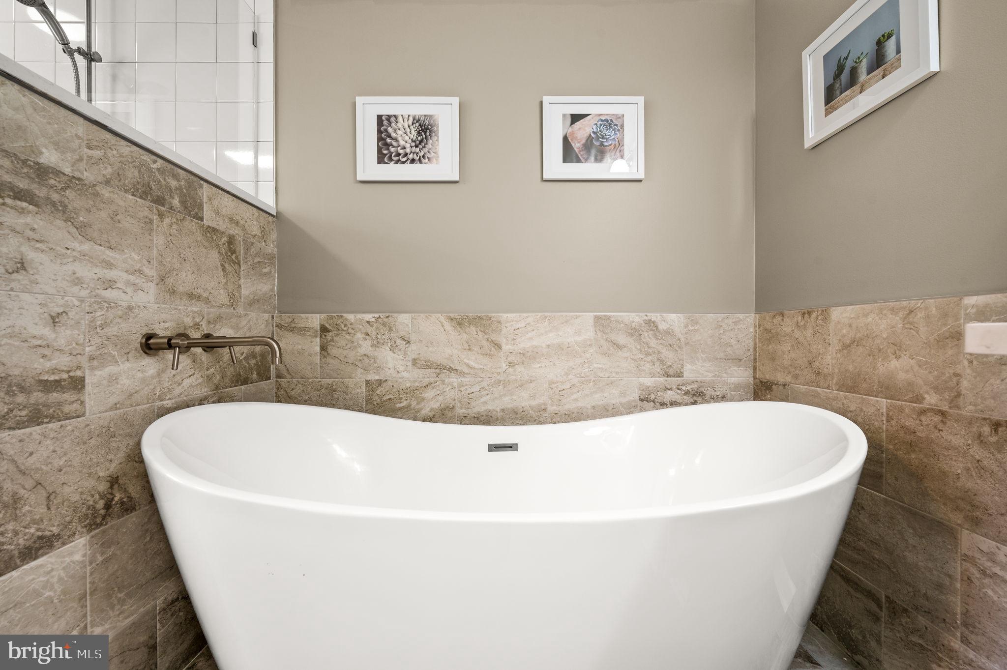 1133 Thunder Hill Rd