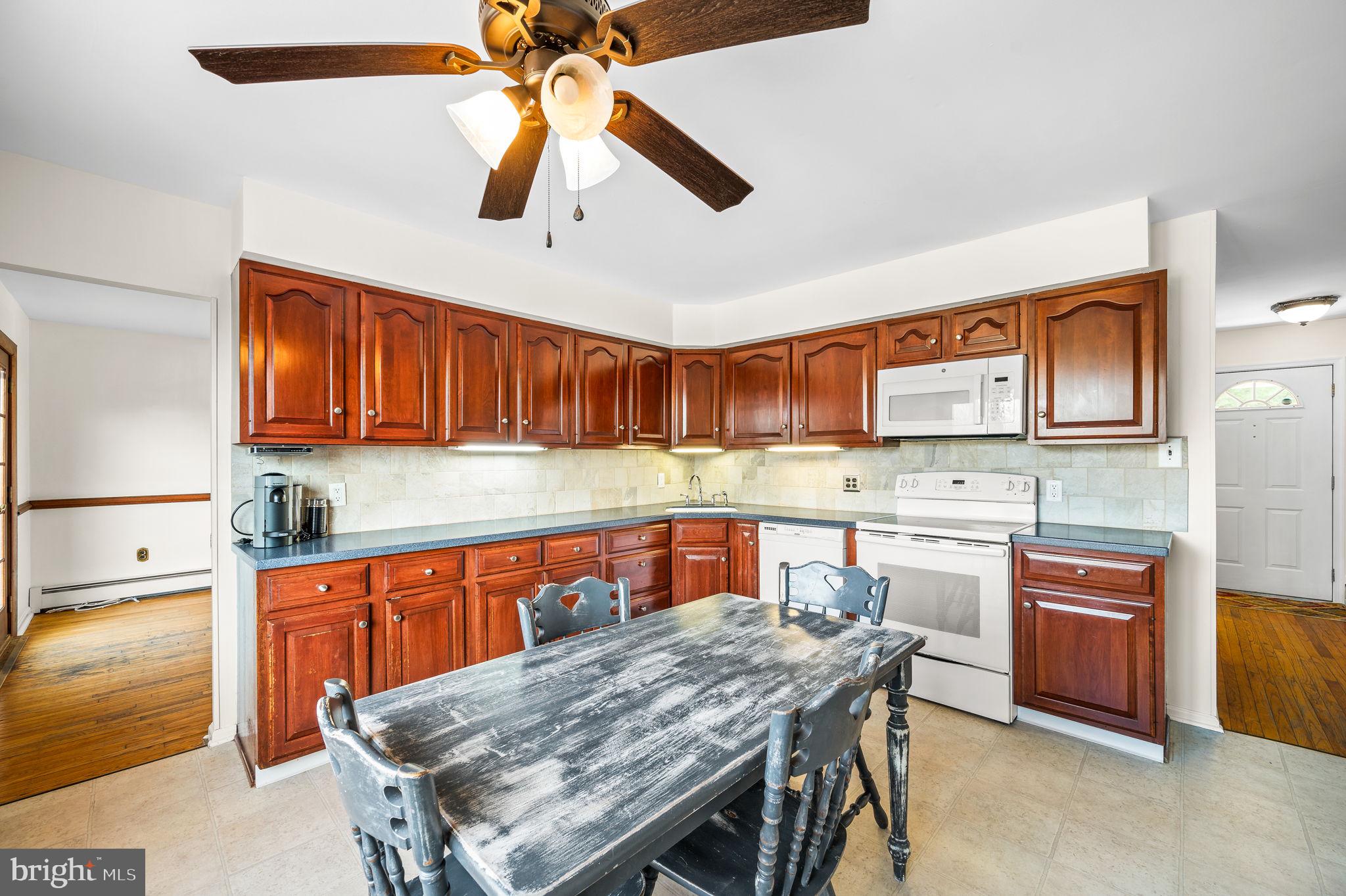 2165 Foulk Rd