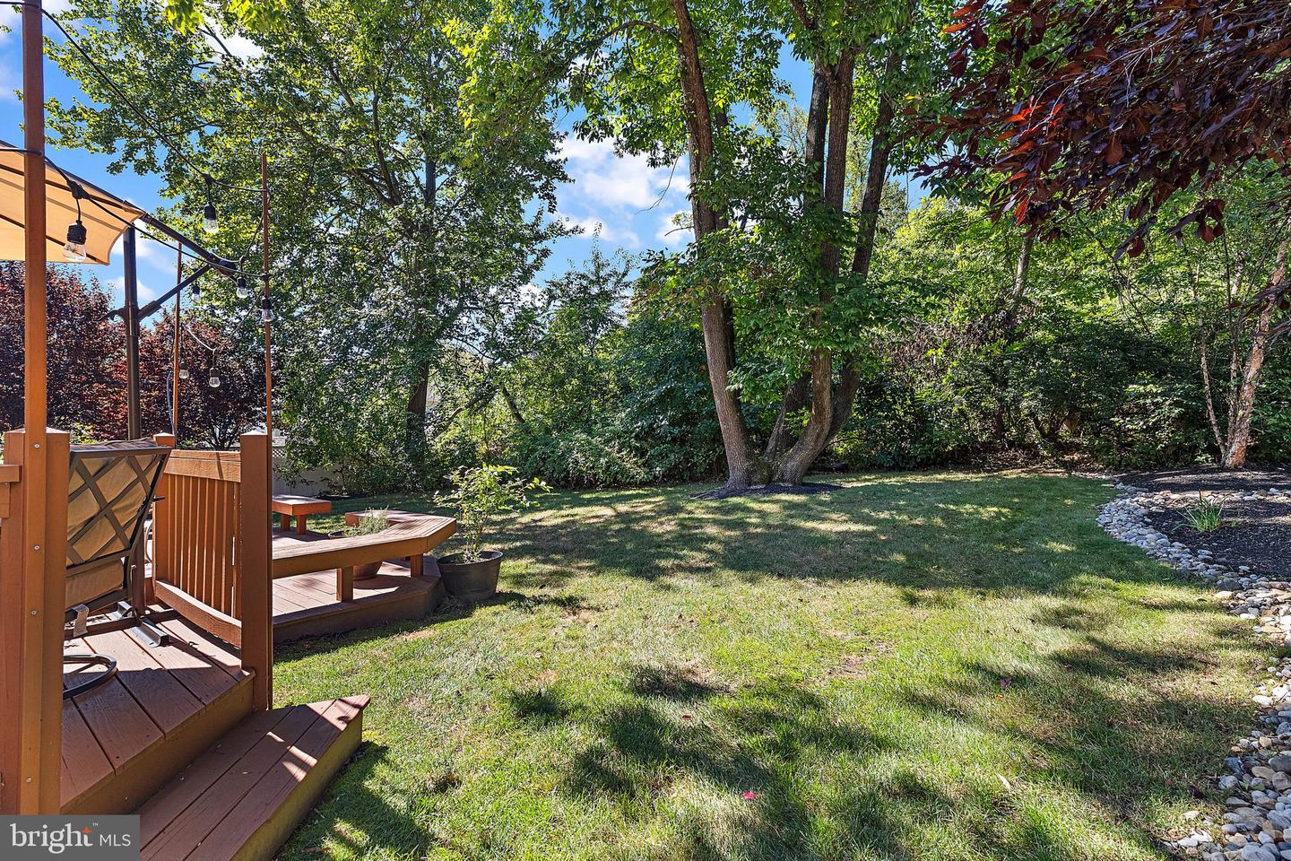 1263 Woodsview Dr