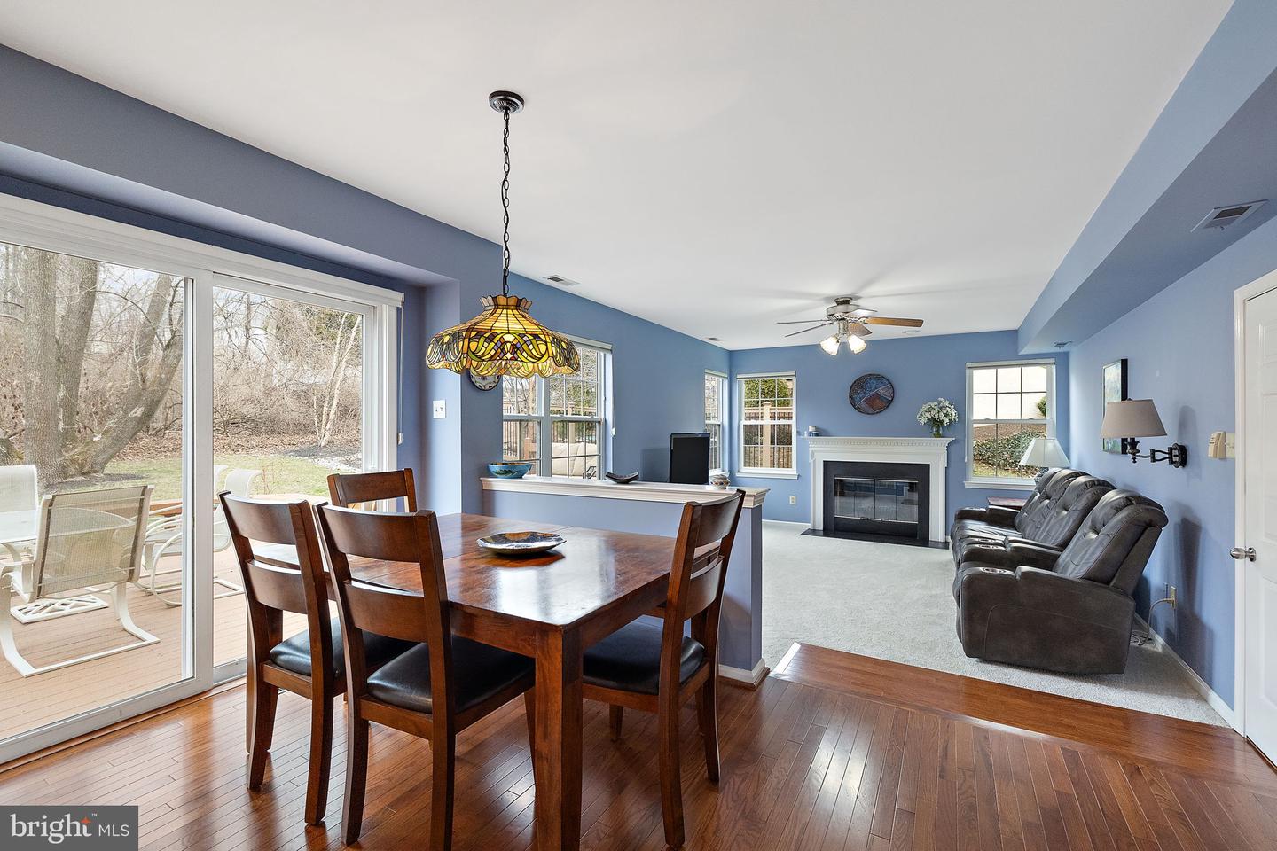 1263 Woodsview Dr