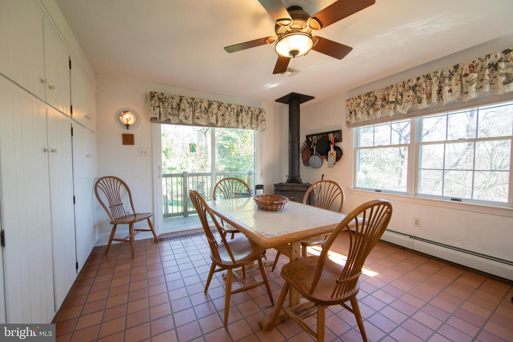 363 Valleybrook Rd