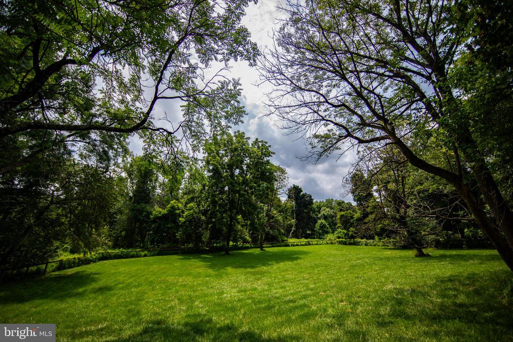 363 Valleybrook Rd