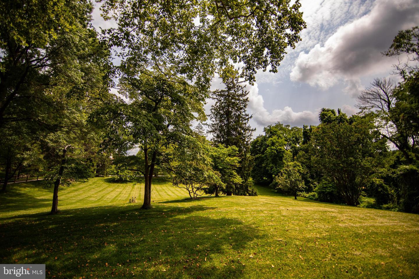 363 Valleybrook Rd