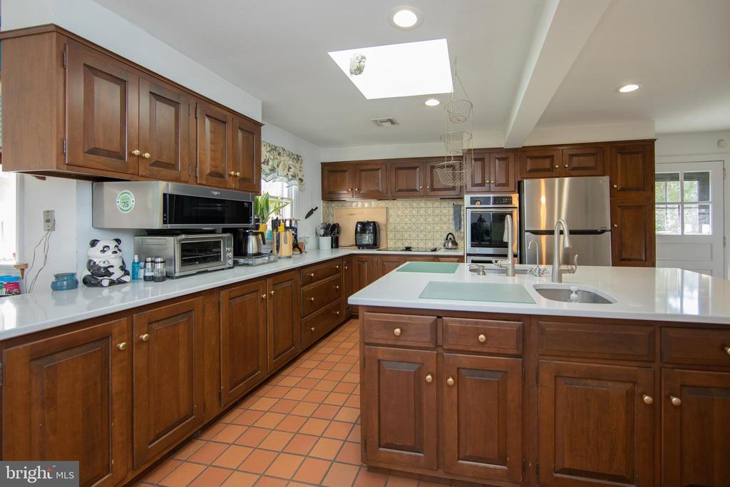363 Valleybrook Rd