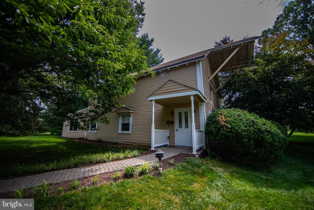 363 Valleybrook Rd