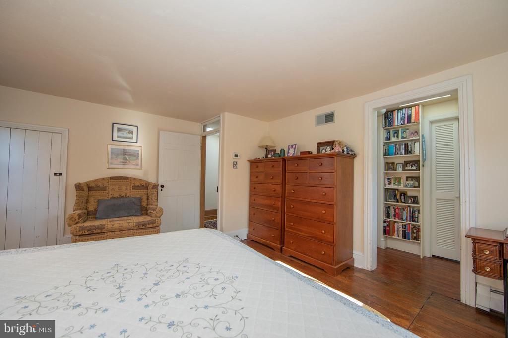 363 Valleybrook Rd