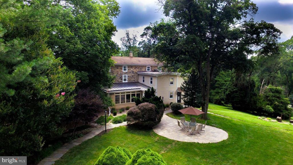 363 Valleybrook Rd
