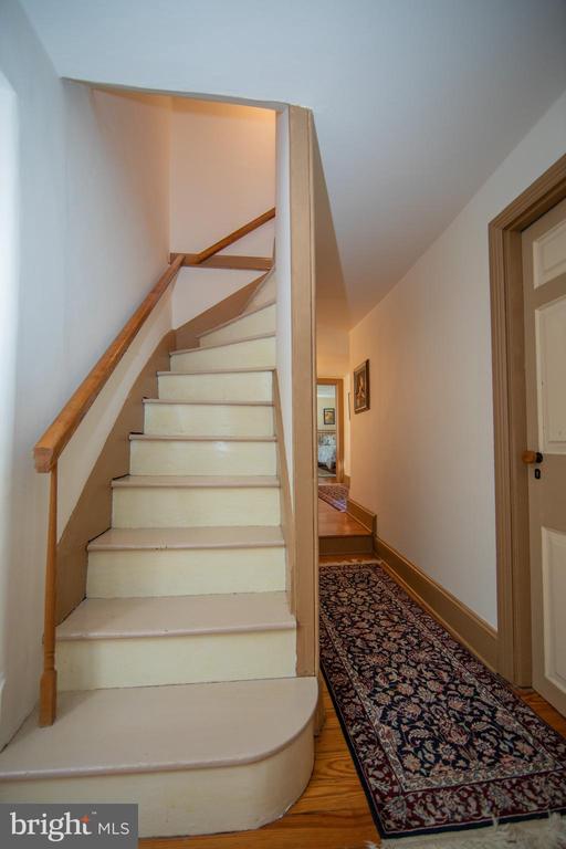 363 Valleybrook Rd