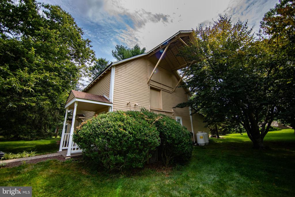 363 Valleybrook Rd