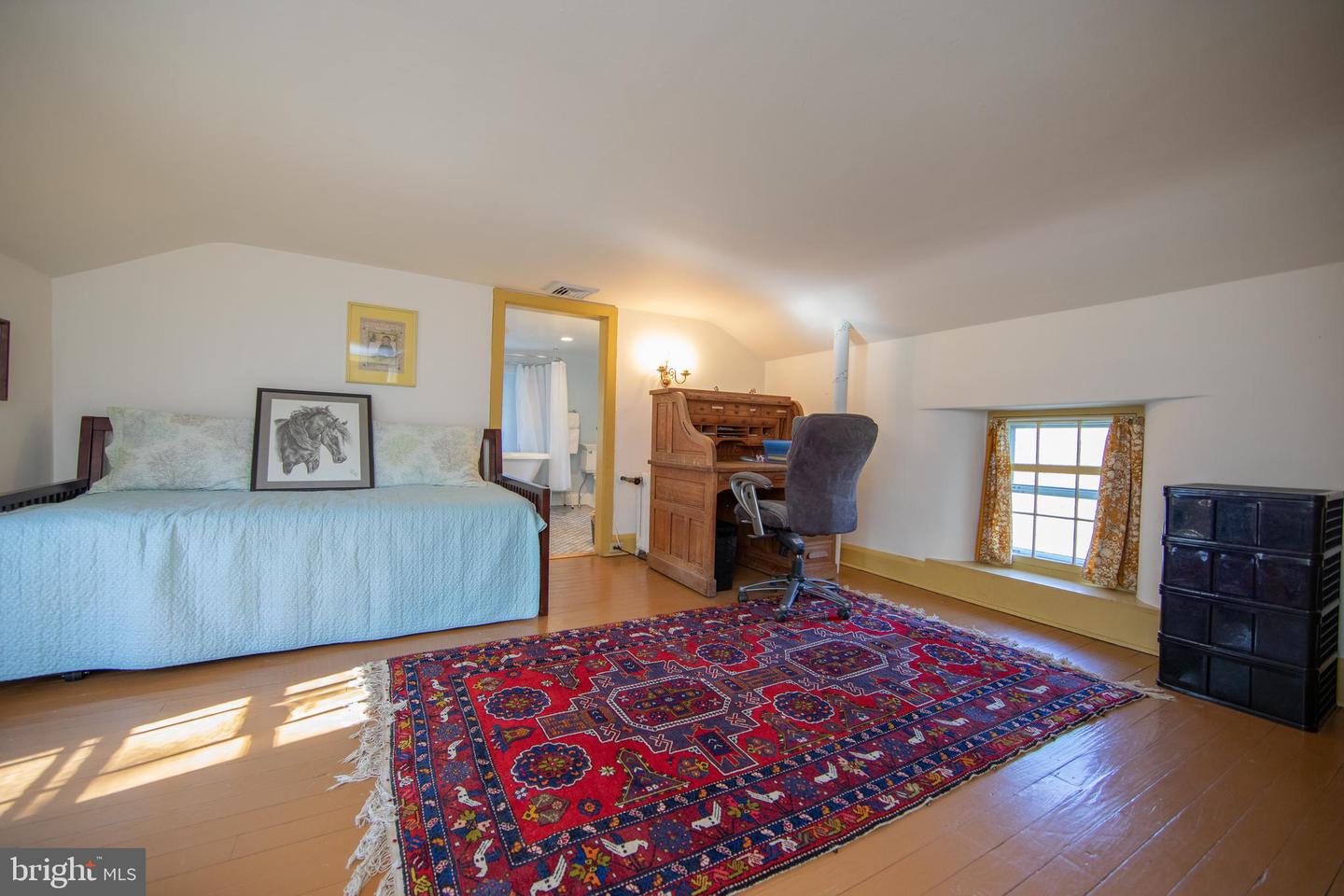 363 Valleybrook Rd