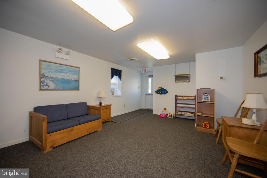 363 Valleybrook Rd