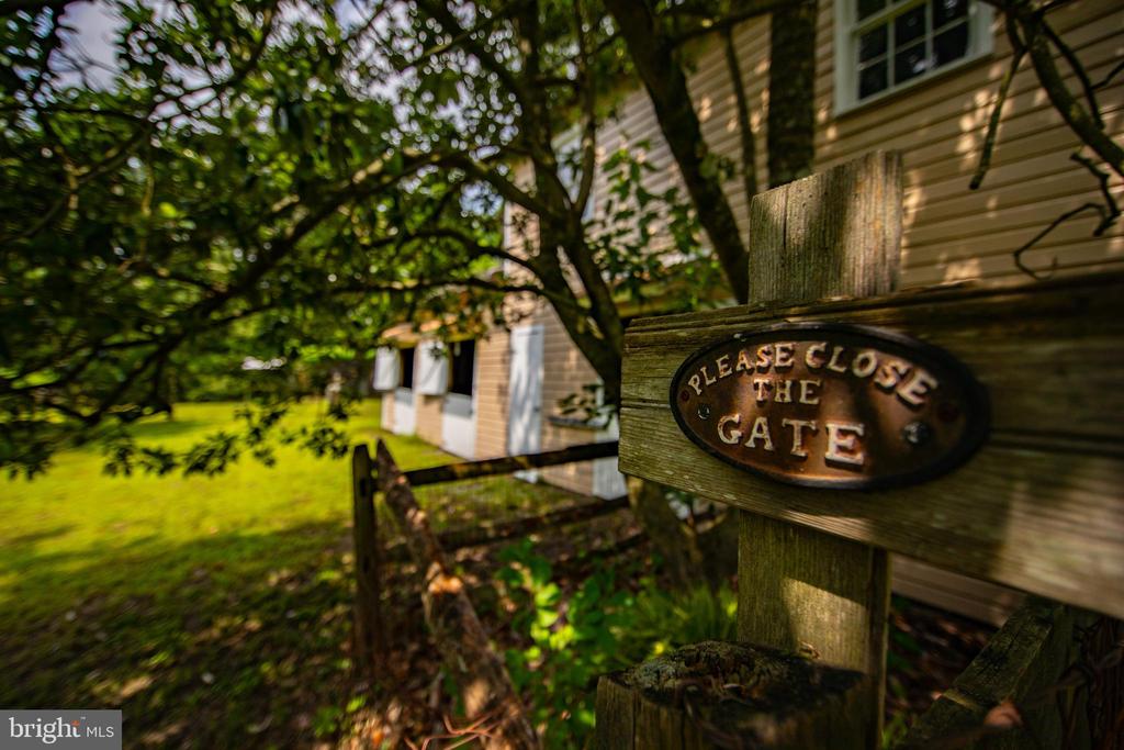 363 Valleybrook Rd