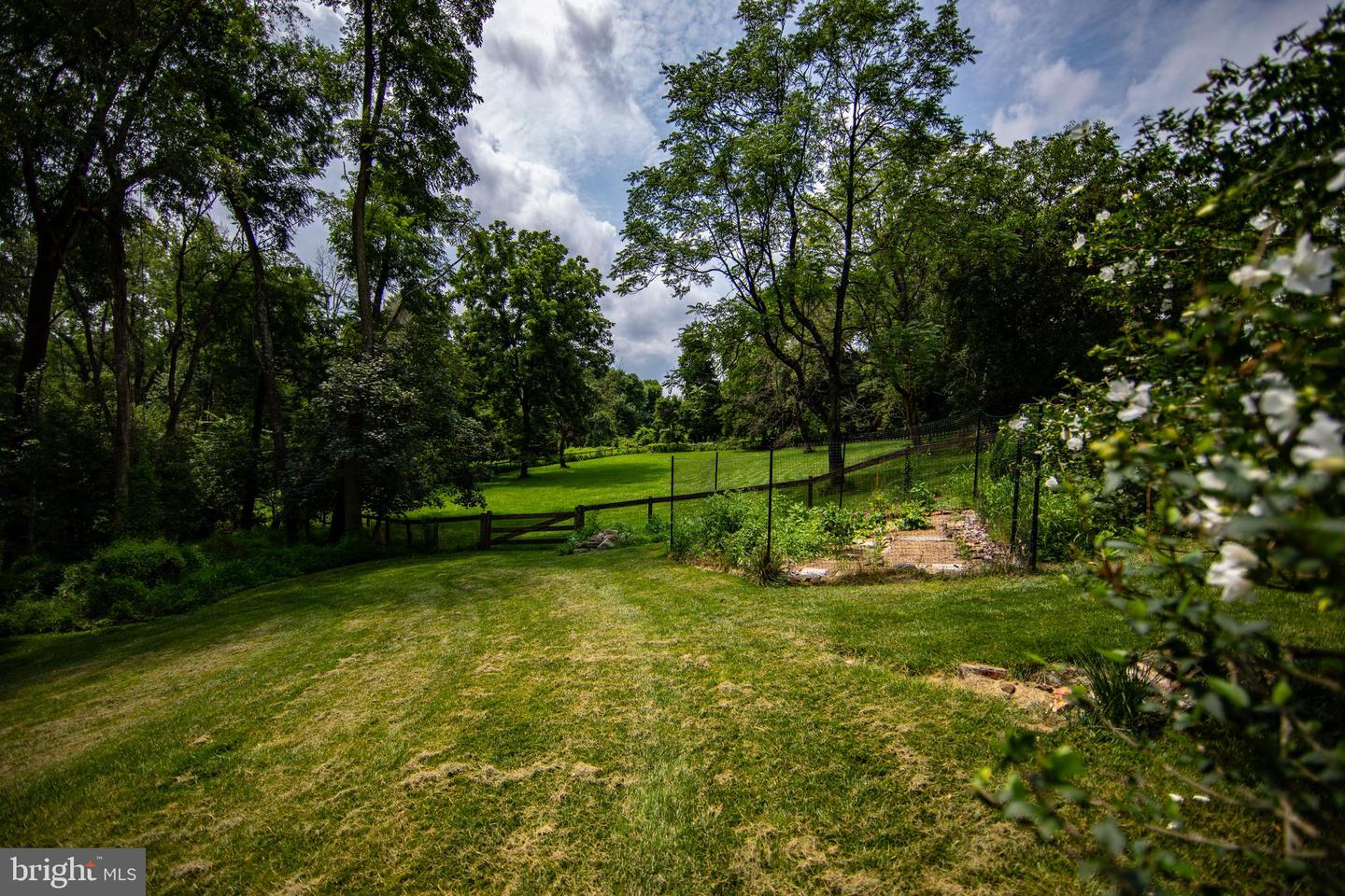 363 Valleybrook Rd