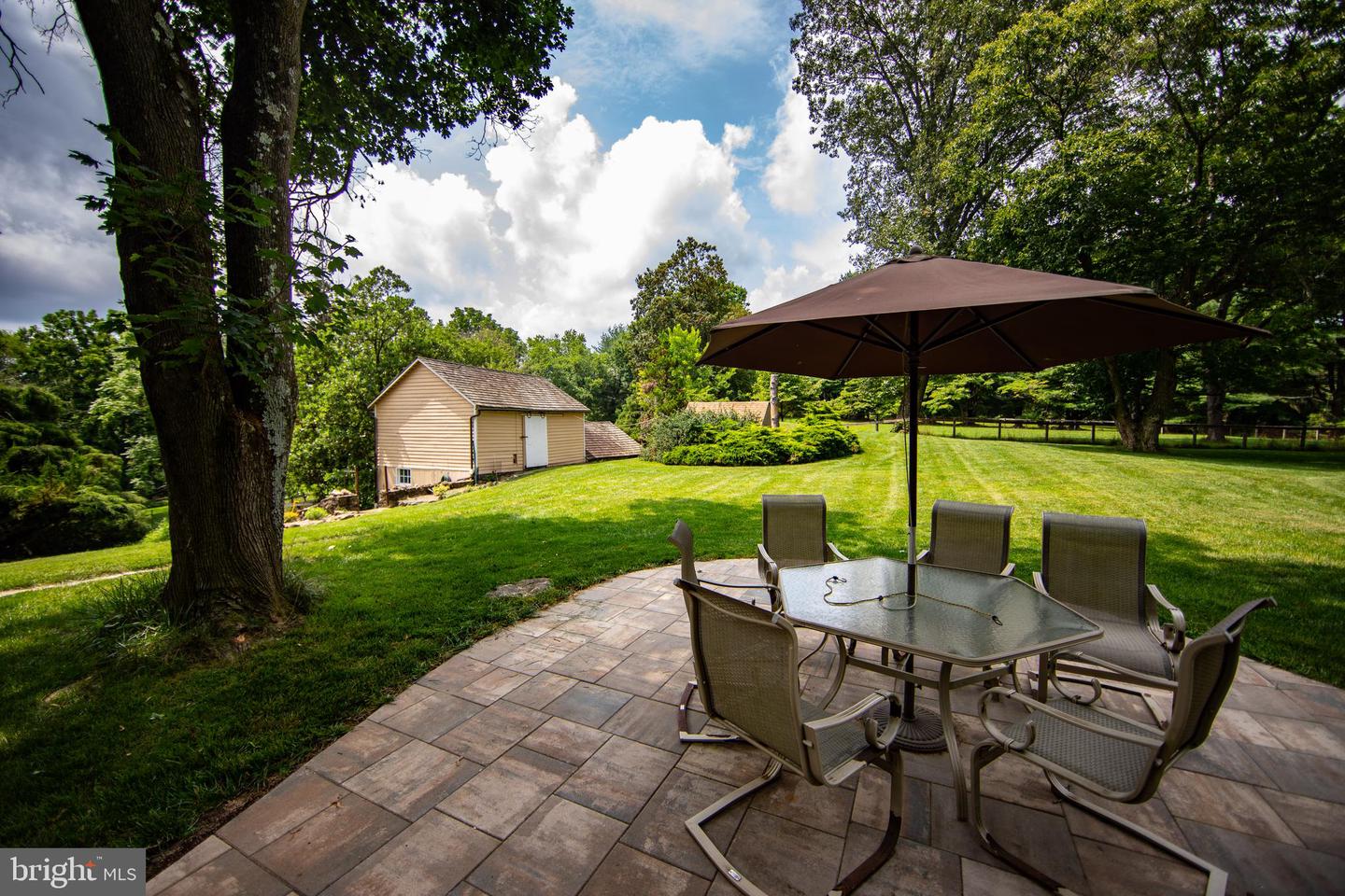 363 Valleybrook Rd