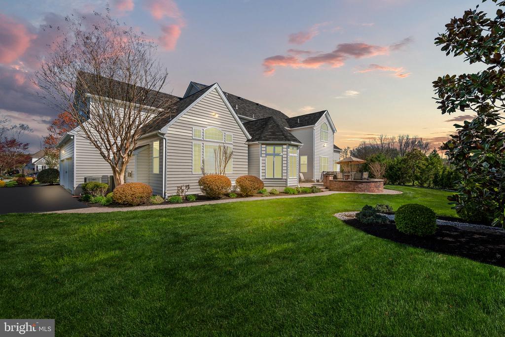 3214 Logan Ln