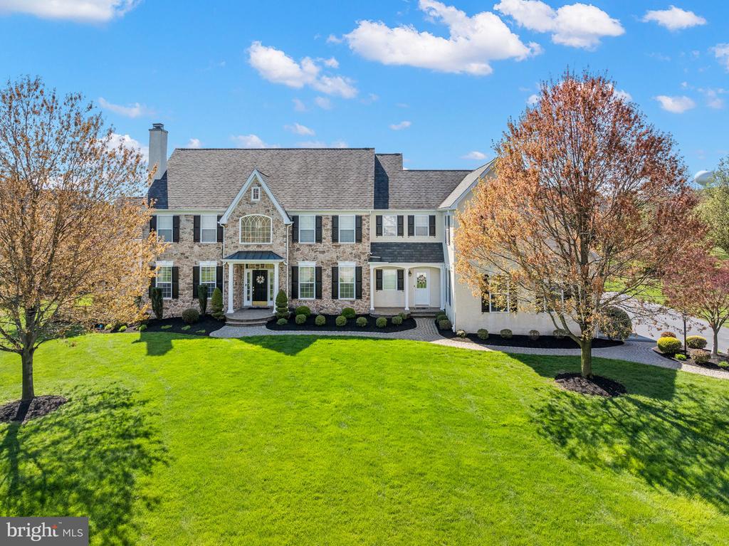 3214 Logan Ln