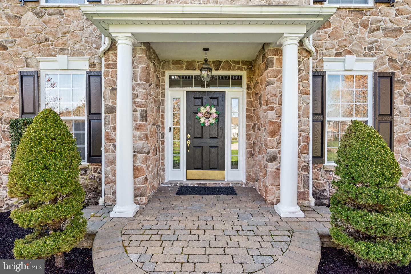 3214 Logan Ln