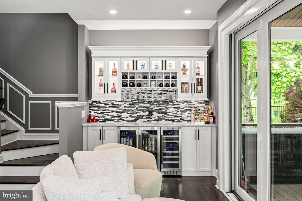 3219 SARUM FARM LANE