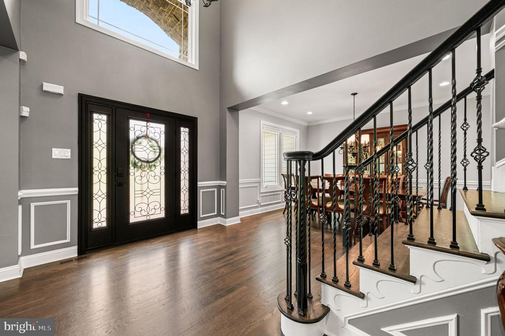 3219 SARUM FARM LANE