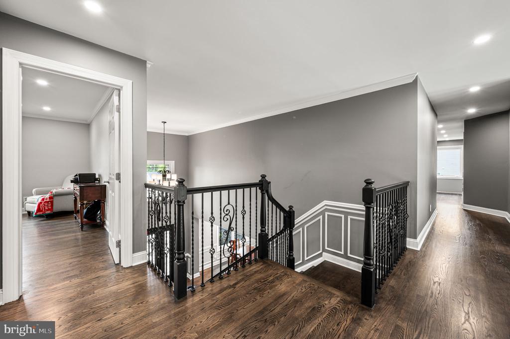 3219 SARUM FARM LANE