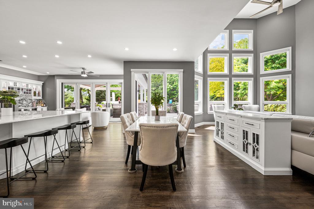 3219 SARUM FARM LANE