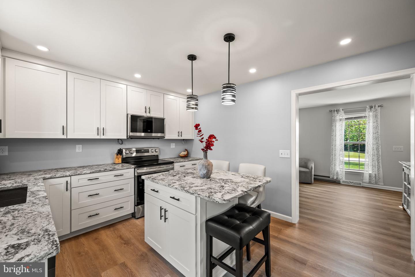 352 Fox Hunt Dr