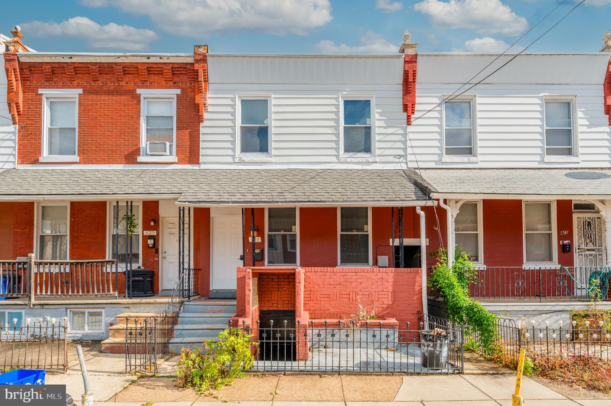 427 N BUDD STREET