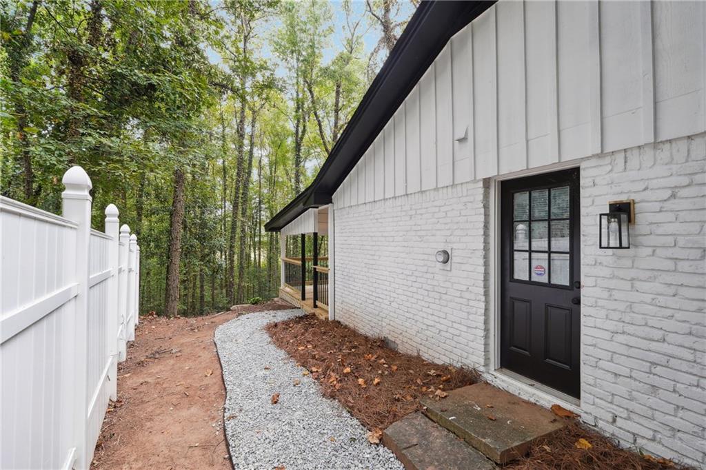 1610 Whisperwood Trail