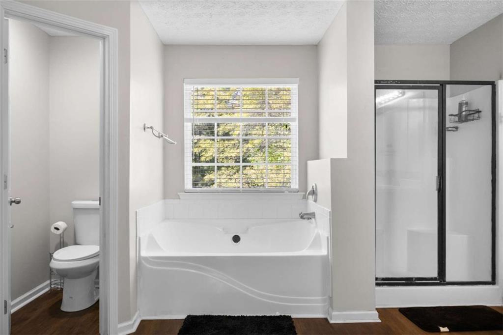 2206 Gleaton Trace Way