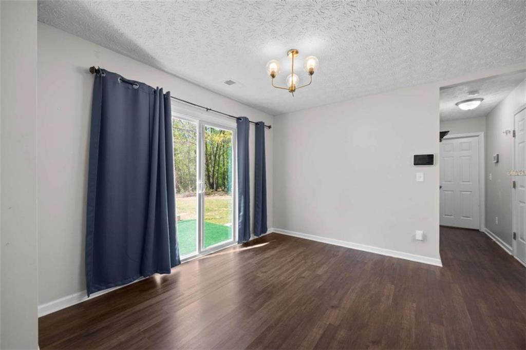 2206 Gleaton Trace Way