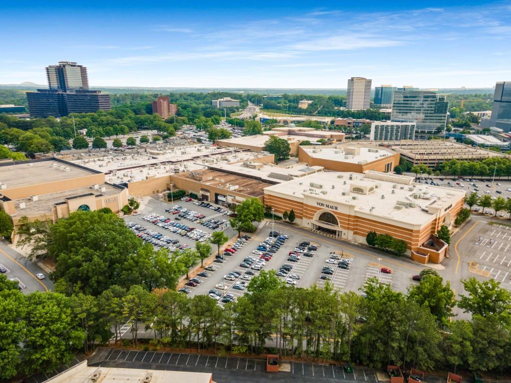 1461 Bubbling Creek Road NE