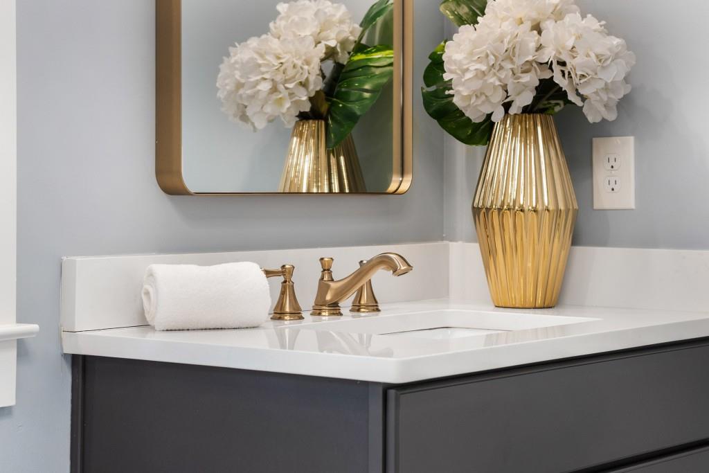 1461 Bubbling Creek Road NE