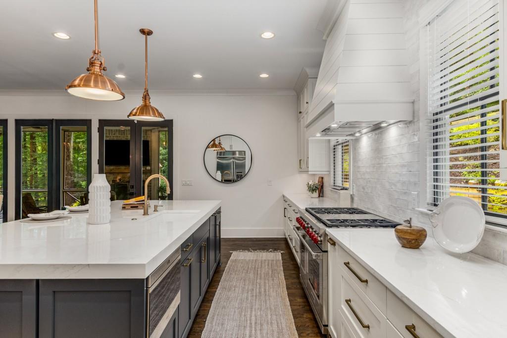 1461 Bubbling Creek Road NE