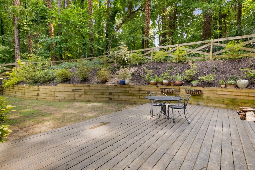 1461 Bubbling Creek Road NE