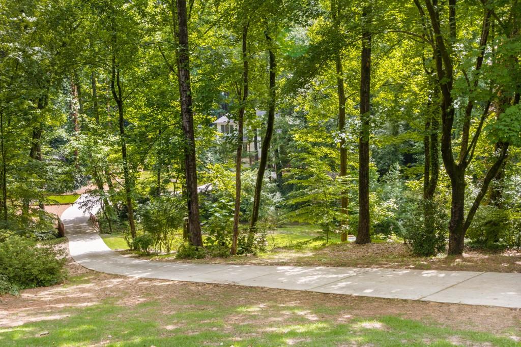 1461 Bubbling Creek Road NE