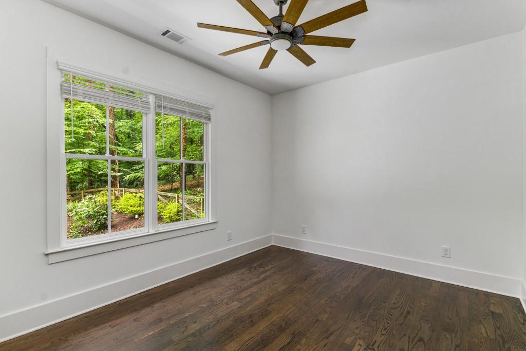 1461 Bubbling Creek Road NE