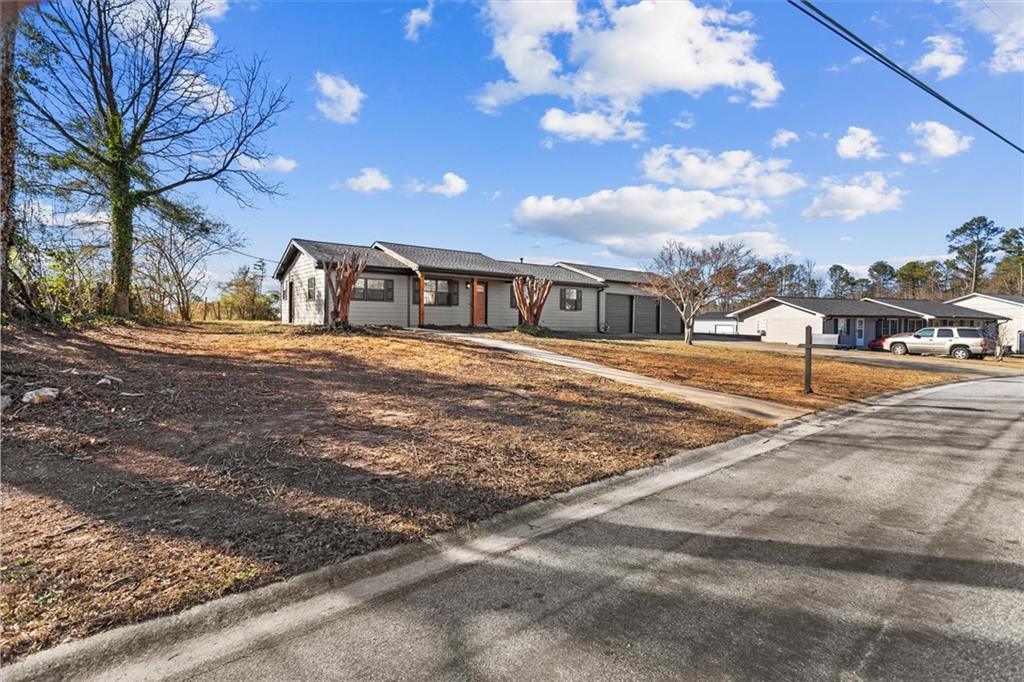 747 Briarwood Road SW