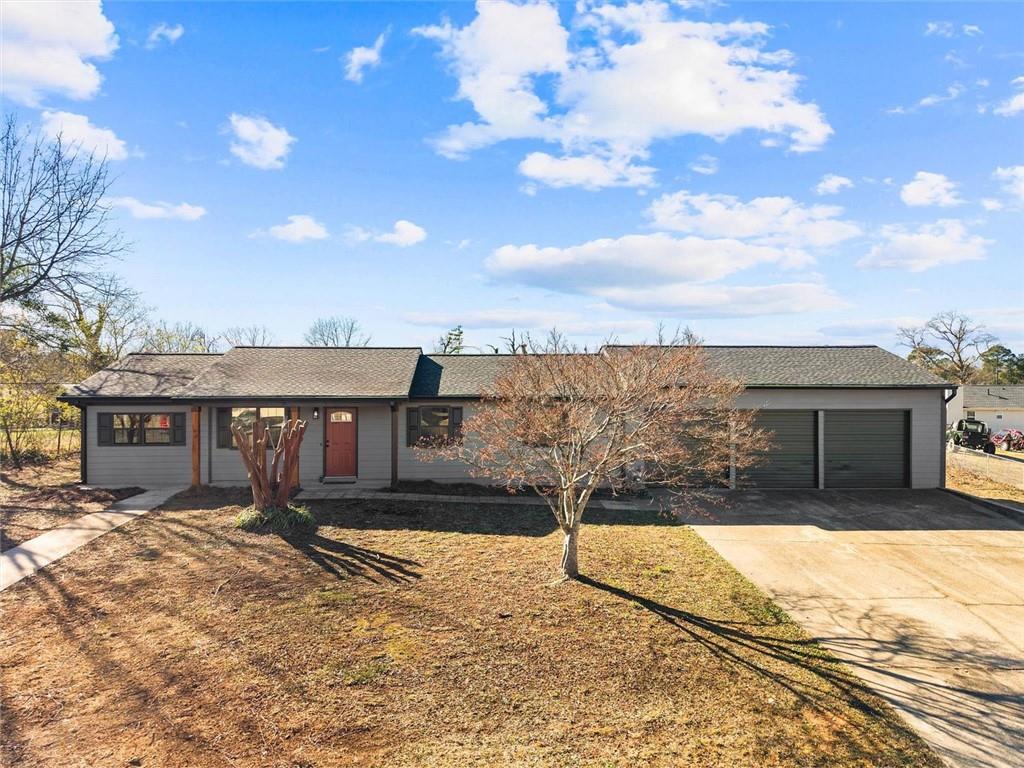 747 Briarwood Road SW