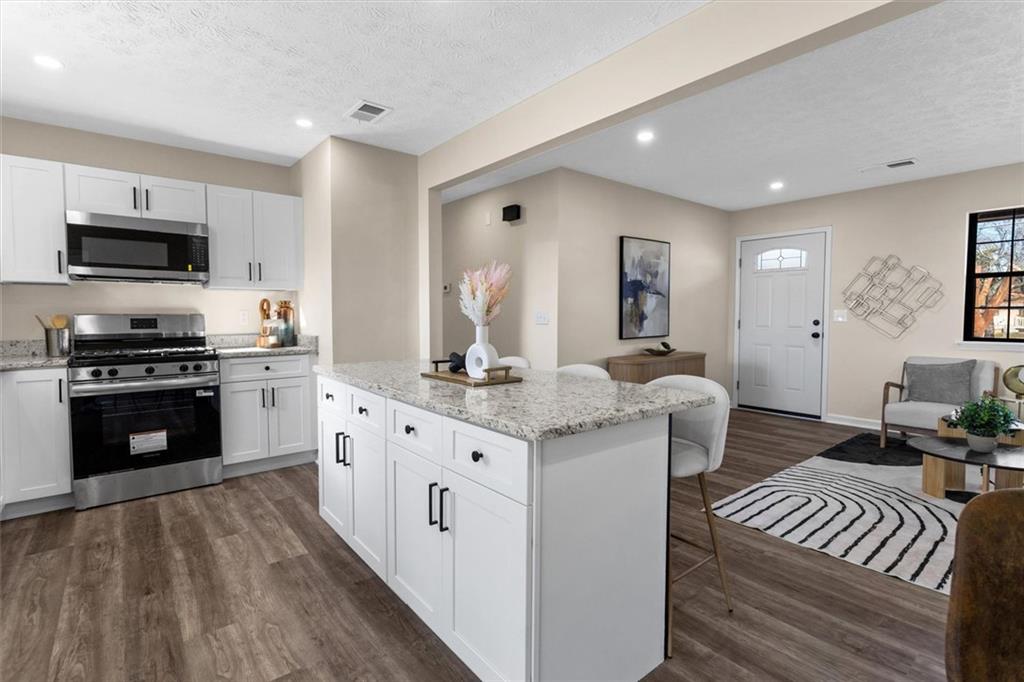 747 Briarwood Road SW